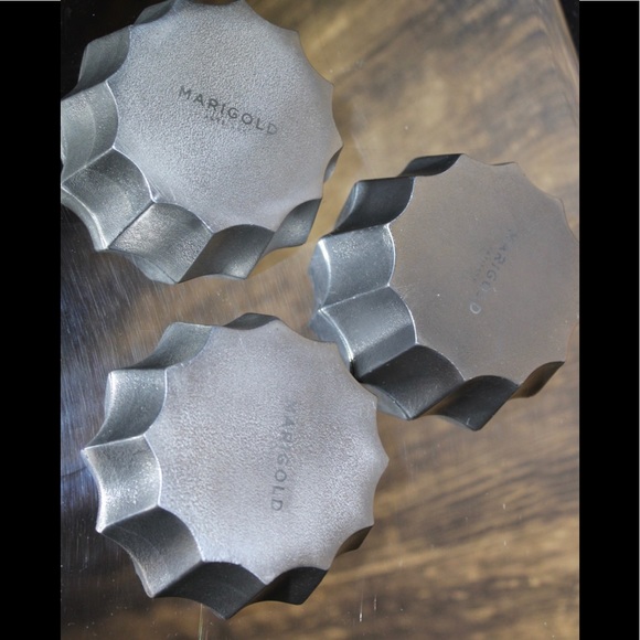 HP🎉MARIGOLD ARTISANS Fluted 3 Bowl ENAMEL Set - Picture 10 of 15